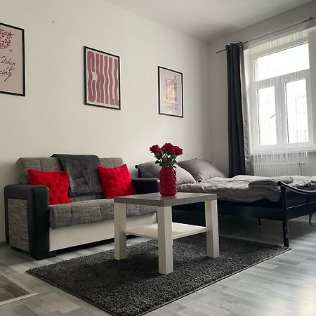 Tiffany Apartment In The City Center Μπρατισλάβα Εξωτερικό φωτογραφία